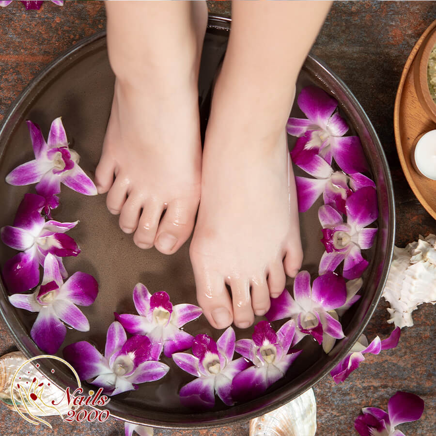 Foot Soak With Dead Sea Salt & Callus Treatment